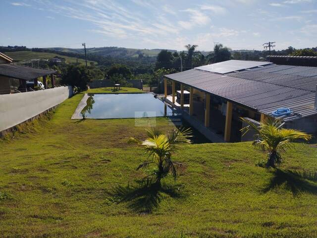 Venda em jardim Cananéia - Pilar do Sul